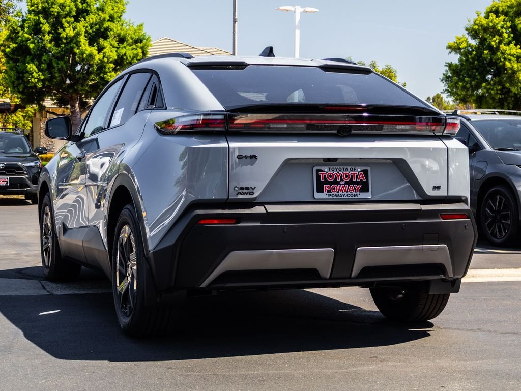 2026 Toyota C-HR SE - Photo 8