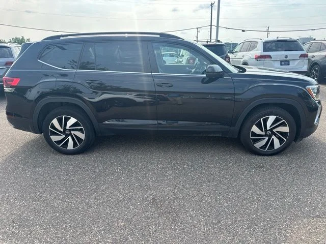 Certified 2025 Volkswagen Atlas SE w/Tech with VIN 1V2HR2CA7SC532211 for sale in Inver Grove Heights, Minnesota