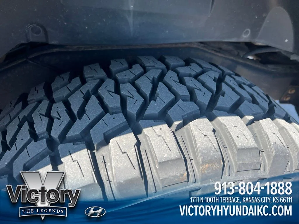 Used 2013 White Jeep Unlimited Sport image 11