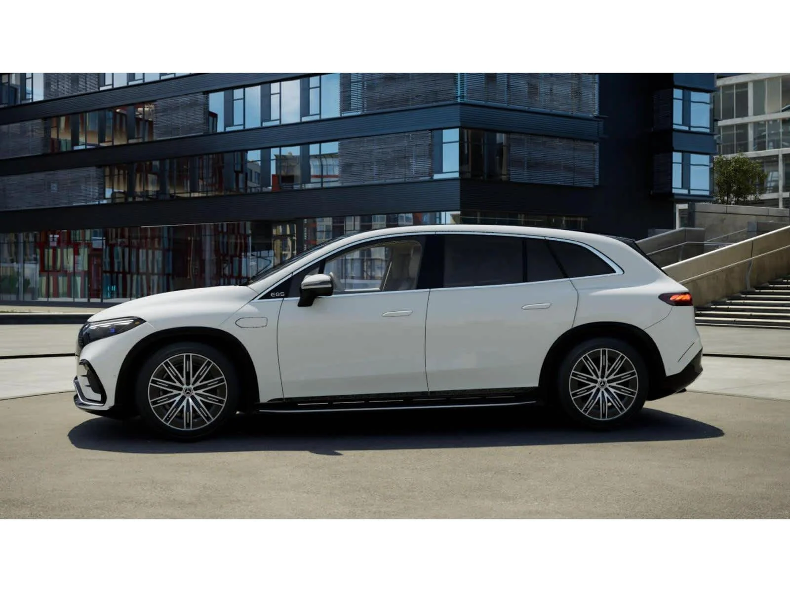 Used 2023 Polar White Mercedes-Benz EQS 580 image 34