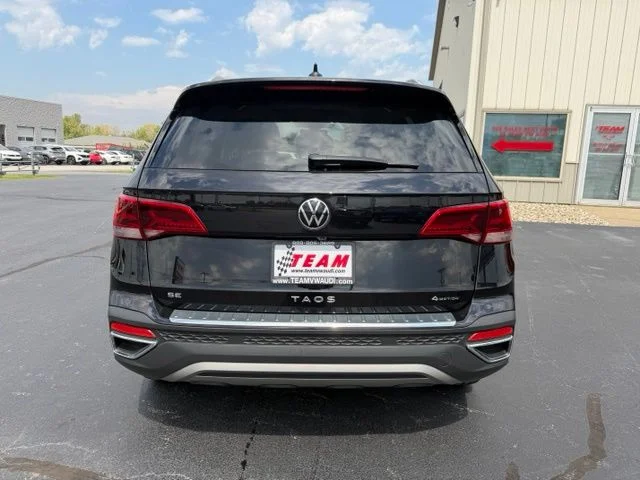 Used 2023 Black Volkswagen 1.5T SE image 6