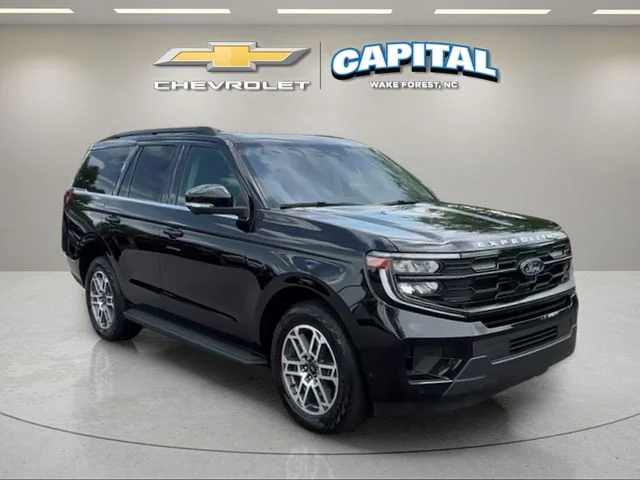 Used 2025 Black Ford Active image 7