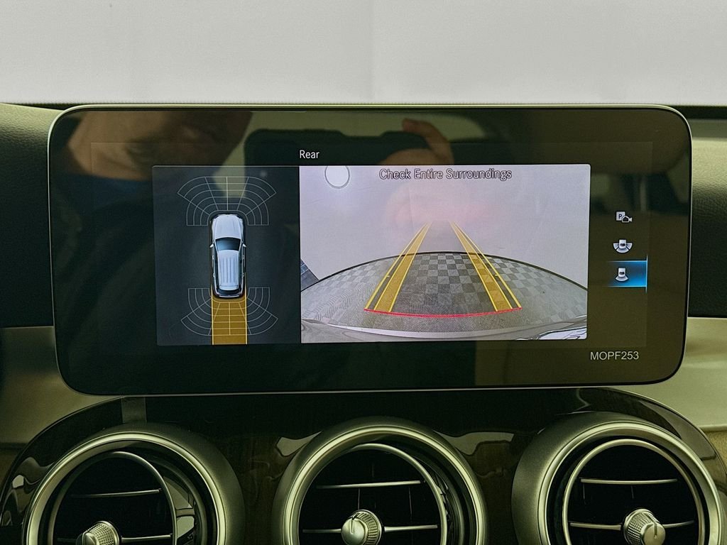 Used 2021  Mercedes-Benz GLC 300 image 14