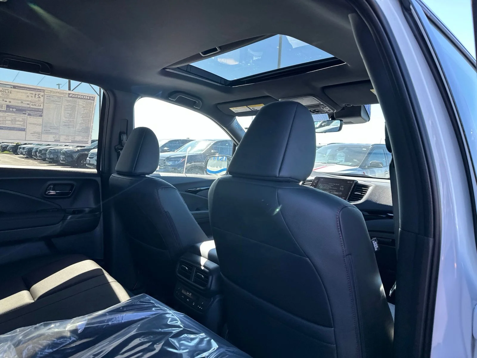 New 2026 Platinum White Pearl Honda Black Edition image 31