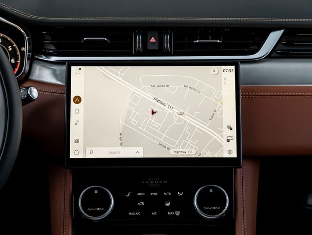 New 2026 Eiger Grey Jaguar P250 R-Dynamic S image 18