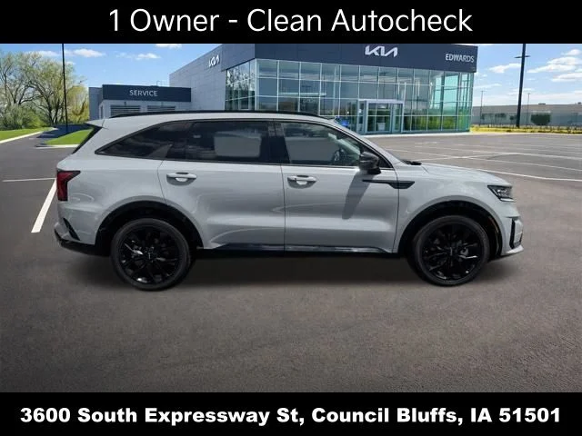 Used 2023 Gray Kia SX image 2