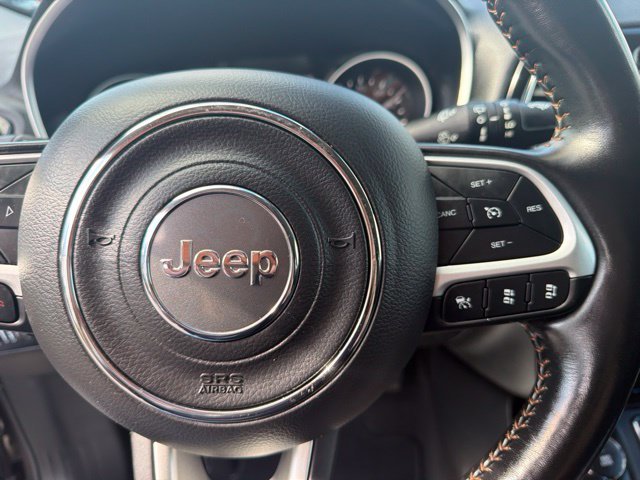 Used 2021 Granite Crystal Metallic Clearcoat Jeep Limited image 19