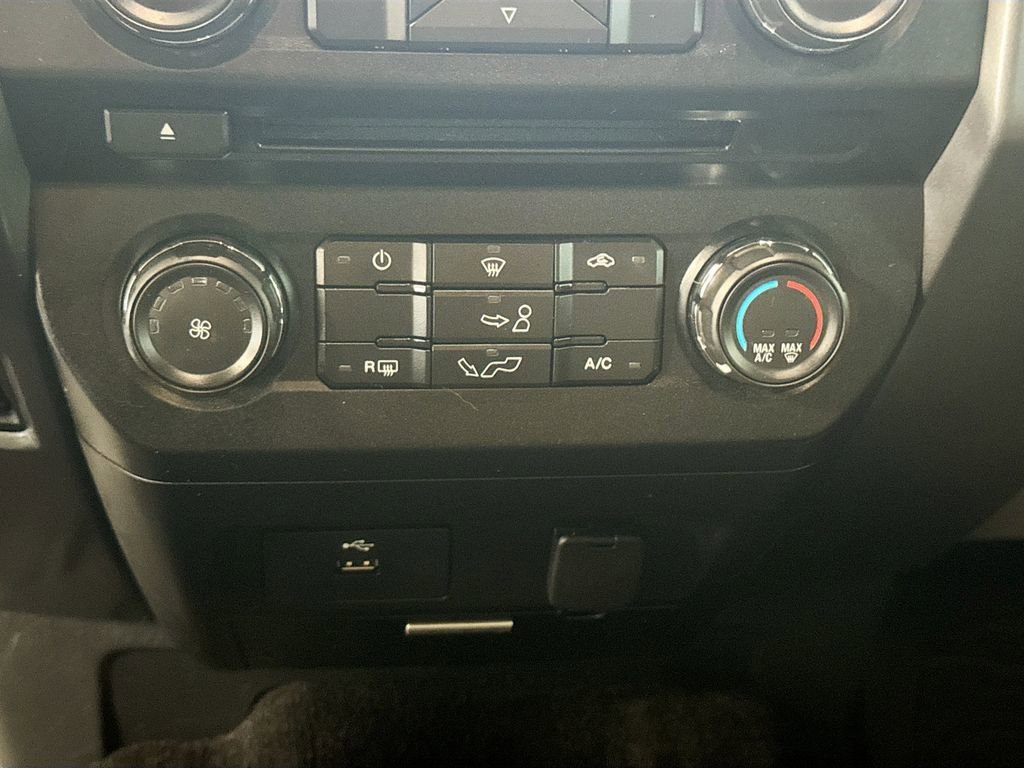 Used 2018  Ford XL image 15