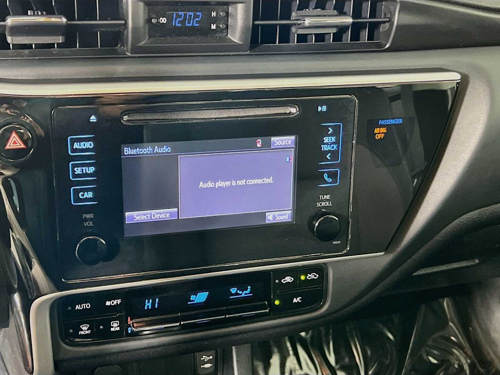 Used 2018 Super White Toyota LE image 15