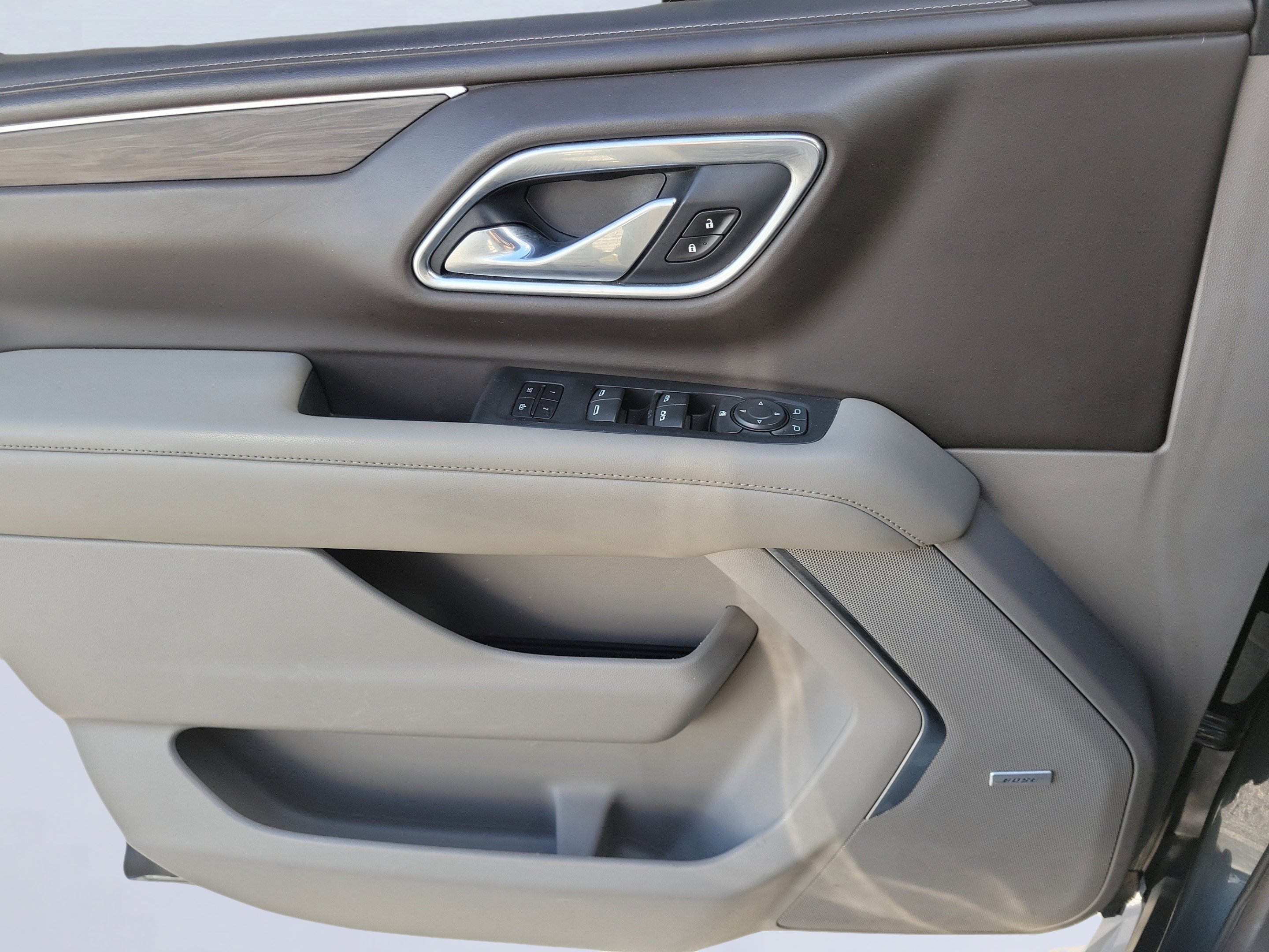 Used 2021 Shadow Gray Metallic Chevrolet LT image 26