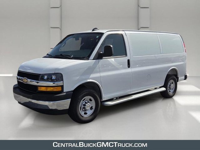 2025 CHEVROLET EXPRESS RWD 2500 135