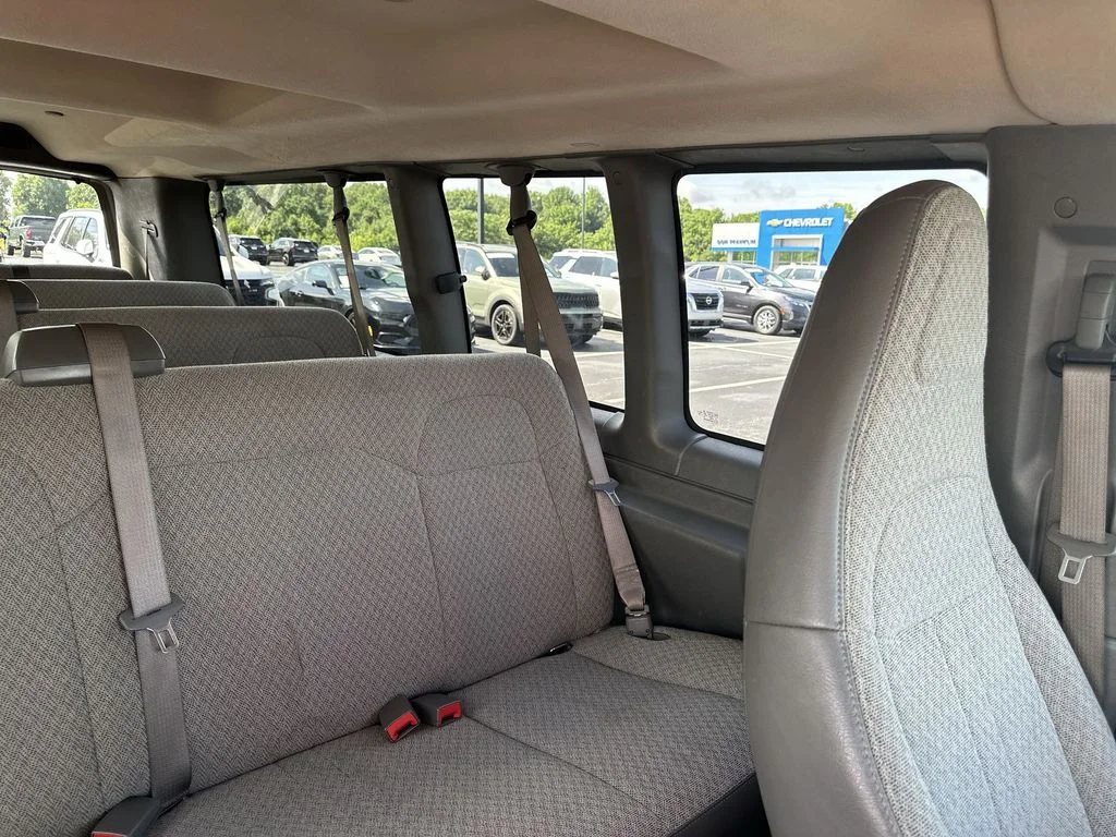 Used 2023 White Chevrolet LT image 14