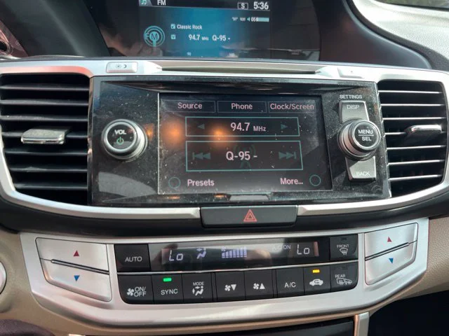 Used 2013 Beige Honda EX-L image 19