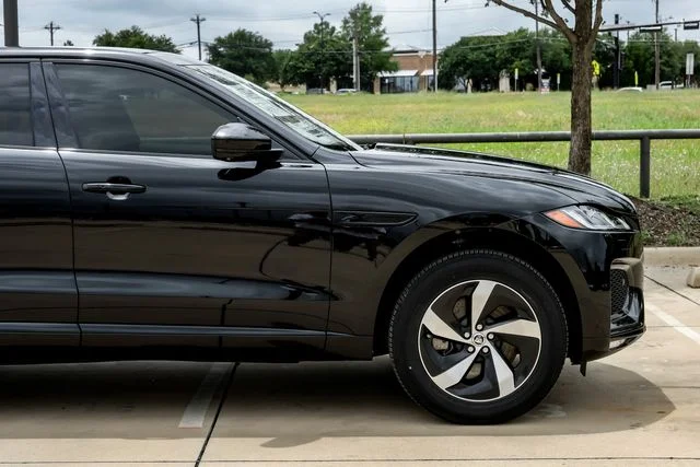 2026 Jaguar F-Pace R-Dynamic S - Photo 9