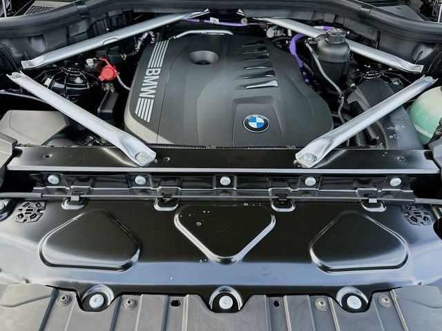 New 2026 Black BMW sDrive40i image 25