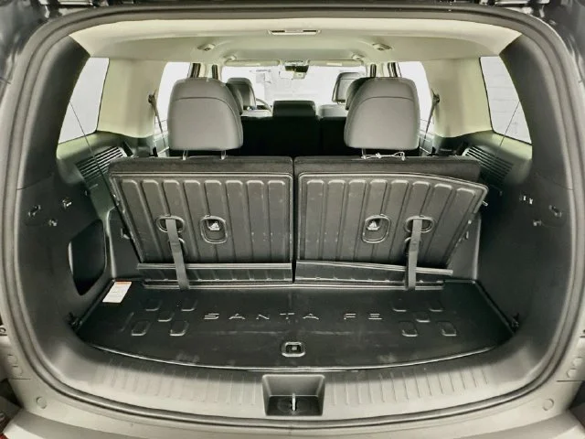 New 2027 Black Hyundai SEL image 22