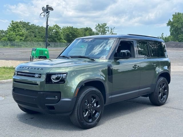 2026 Land Rover Defender 110 S