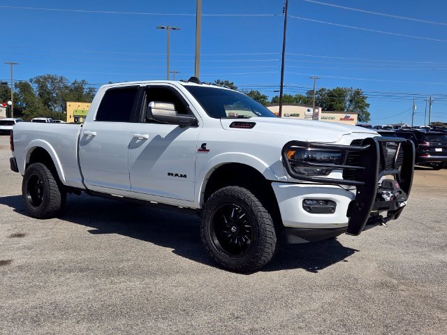 Used 2022 White Ram Limited image 1