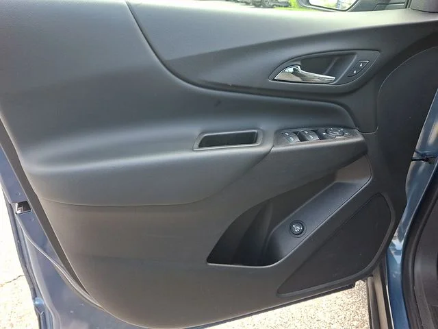 Used 2024 Lakeshore Blue Chevrolet LT image 12
