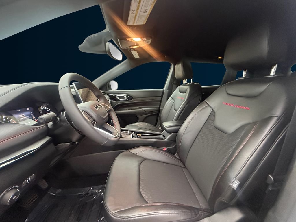 Used 2025 Silver Jeep Trailhawk image 10