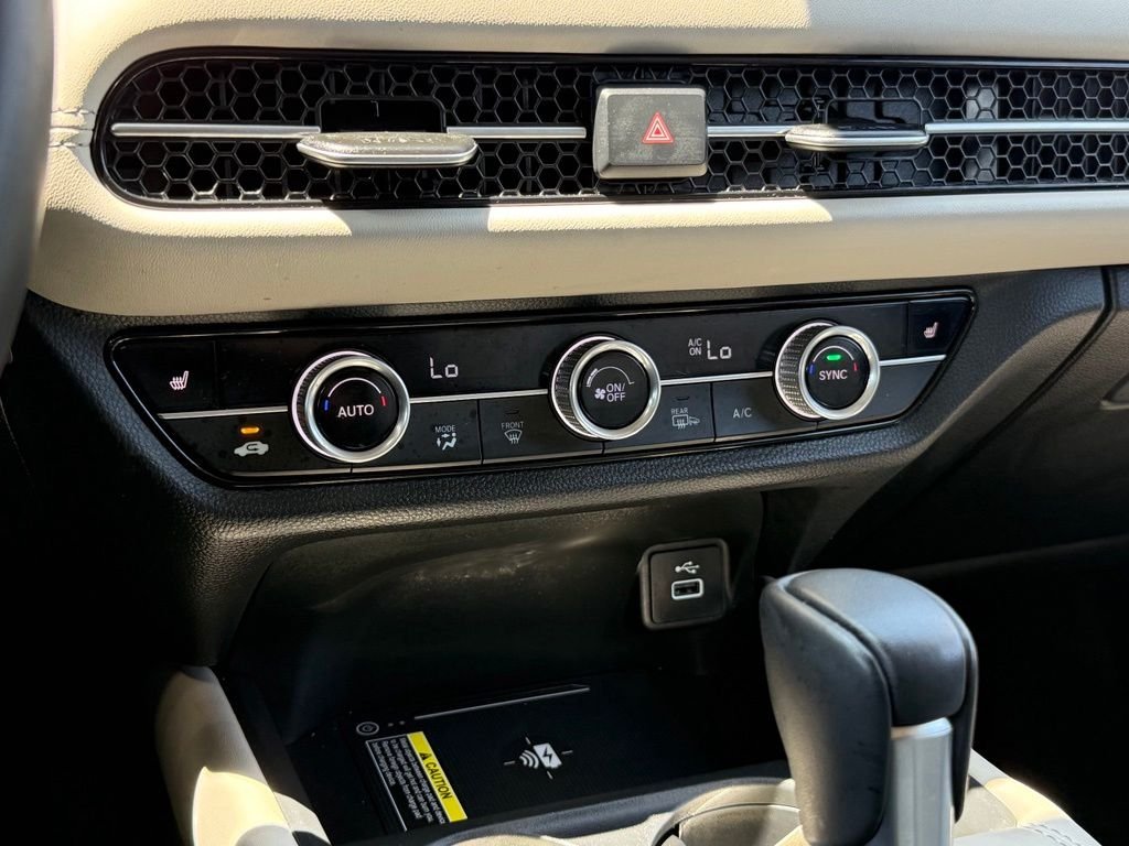 Used 2025 Silver Honda EX-L image 18