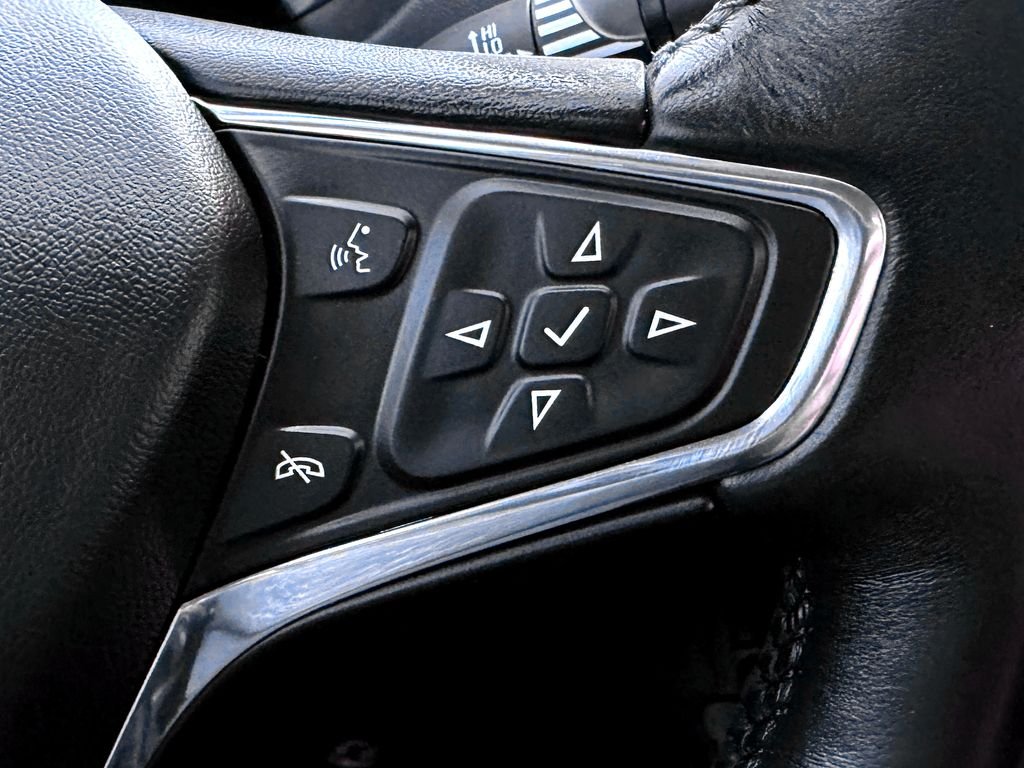Used 2017 Silver Chevrolet Premier image 25