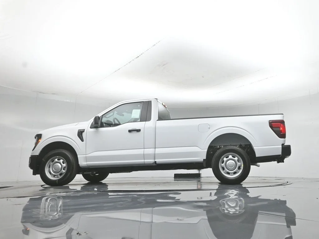 New 2026 White Ford XL image 40