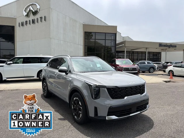 2025 Kia Sorento S AT's photo