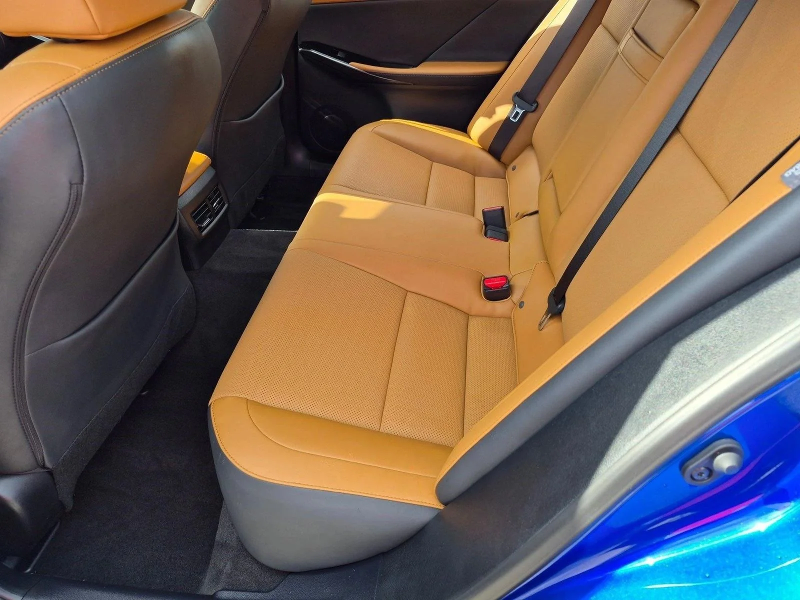 Certified Used 2025 Ultrasonic Blue 2.0 Lexus IS 350 F SPORT Design image 19