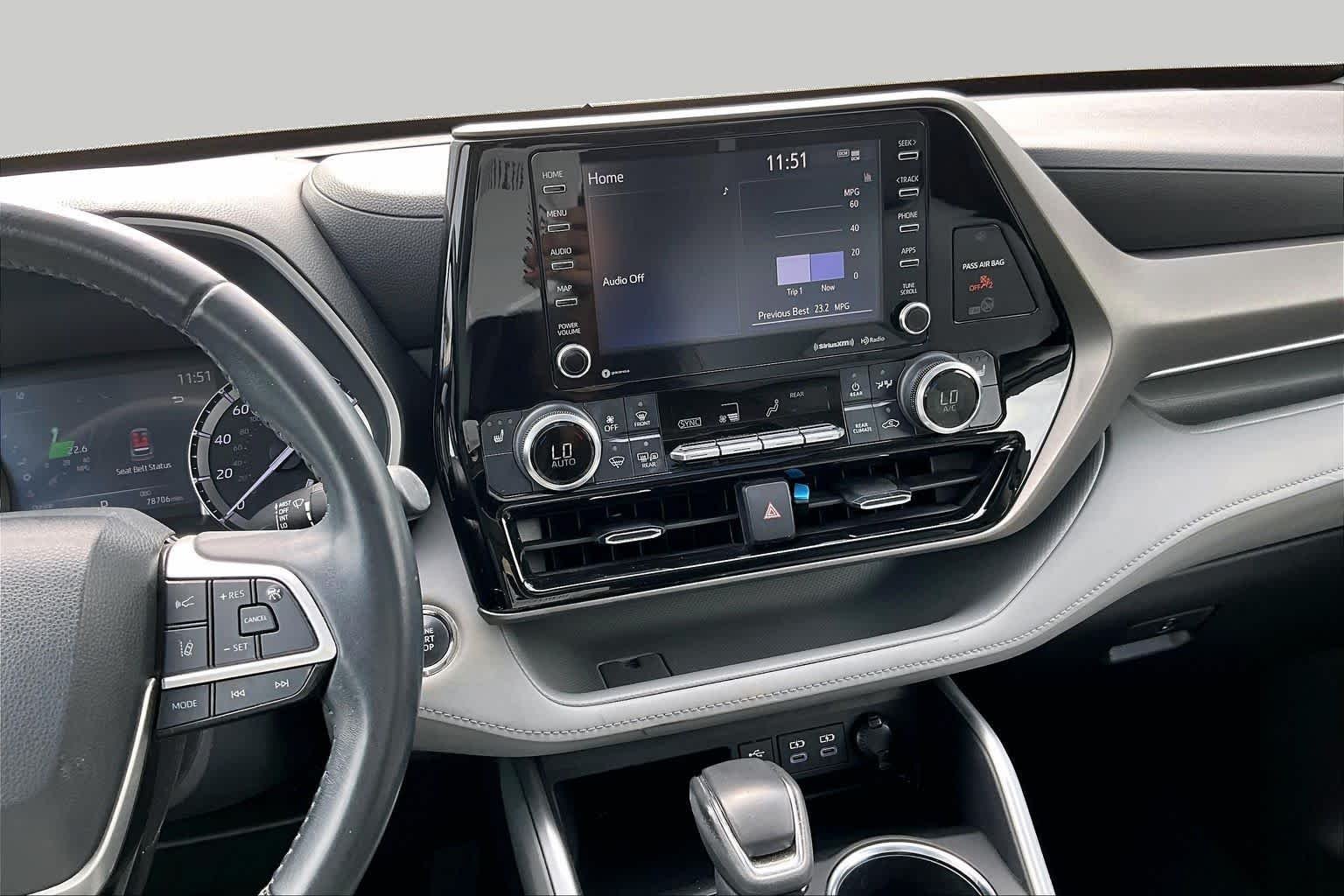 Used 2022 Opulent Amber Toyota XLE image 11
