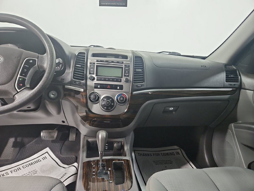 Used 2012 White Hyundai GLS image 16