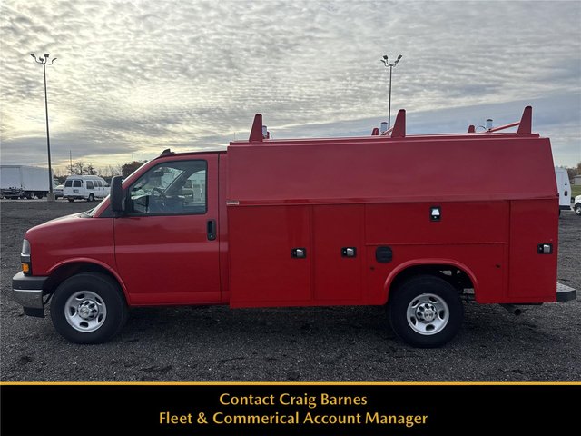 2025 Chevrolet Express Cutaway 3500 1WT