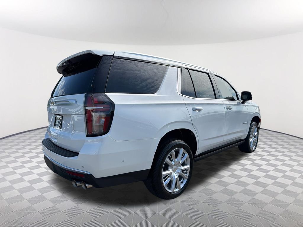 Used 2024 Beige Chevrolet High Country image 5