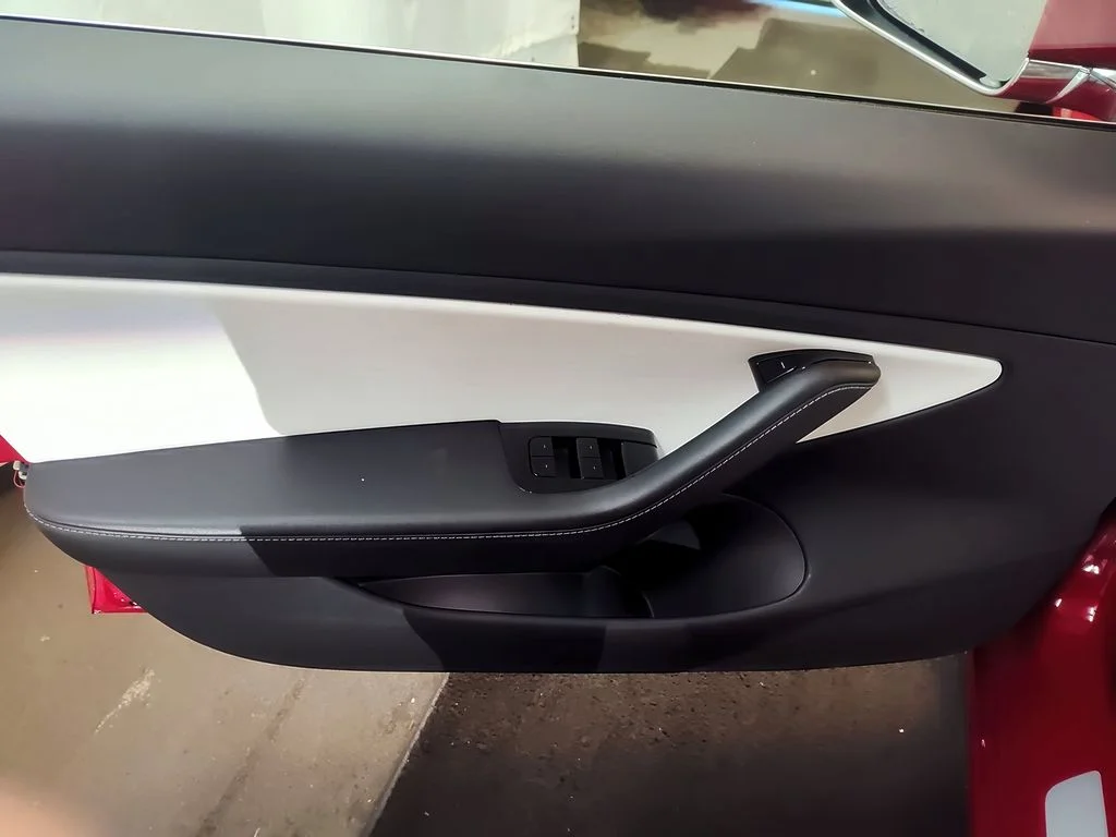 2018 Tesla Model 3 Long Range Dual Motor - Photo 7