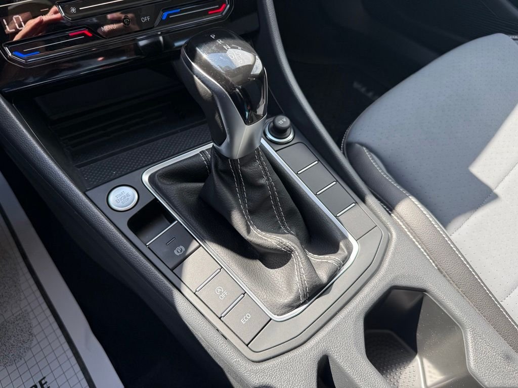 New 2026 Gray Volkswagen 1.5T SE image 39