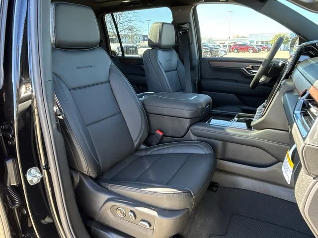 2026 GMC Yukon XL Denali - Photo 77