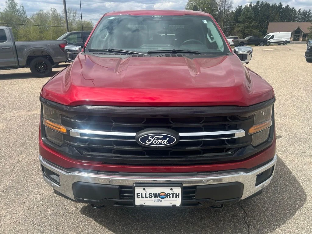New 2026 Ruby Red Metallic Tinted Clearcoat Ford XLT image 2