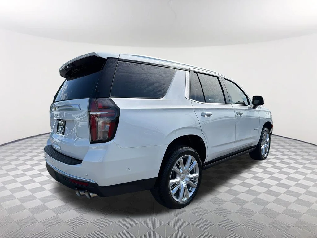Used 2024 Beige Chevrolet High Country image 5