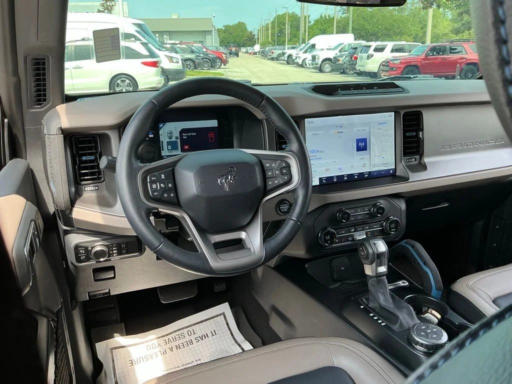 Used 2024 Black Ford Wildtrak image 32