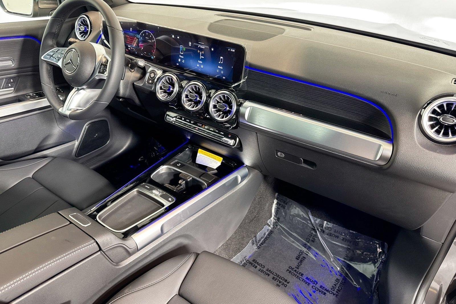 New 2026 Mountain Grey Metallic Mercedes-Benz GLB 250 image 27