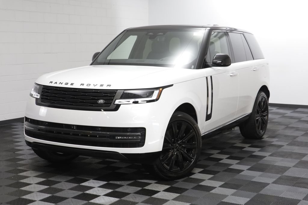 2026 Land Rover Range Rover 3.0 PHEV SE SWB's photo