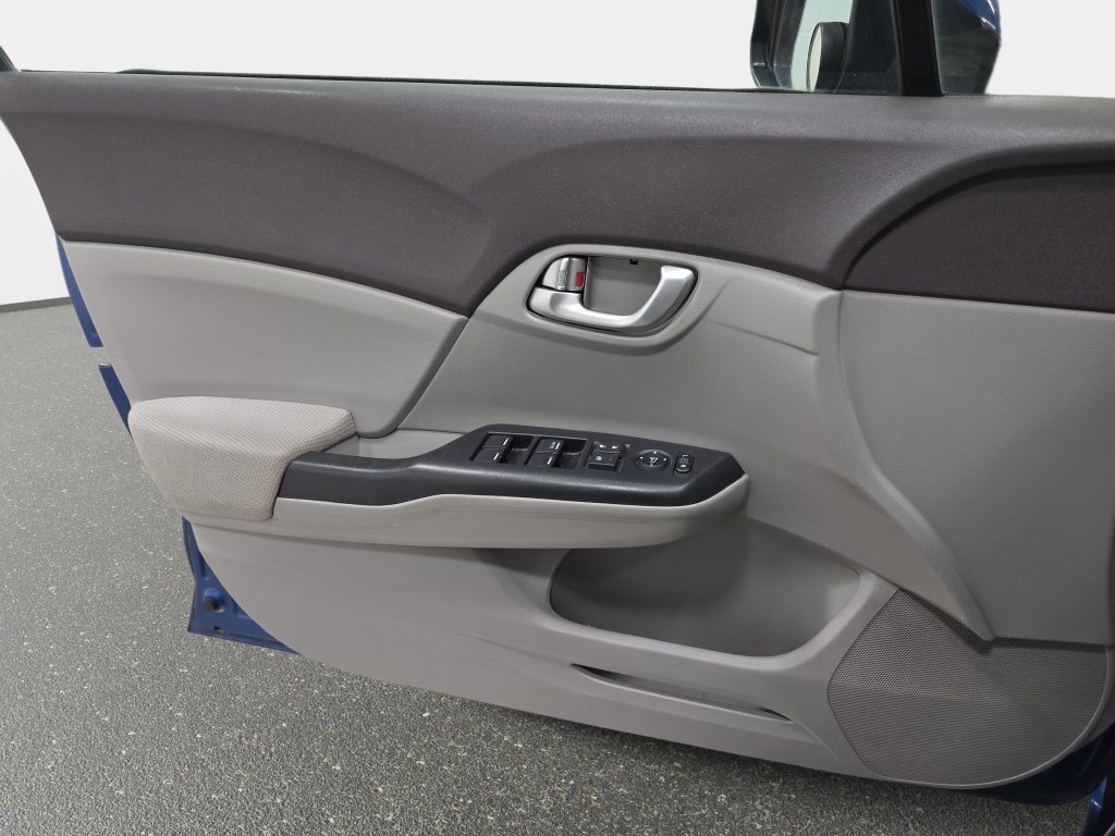 Used 2012 Blue Honda EX image 23