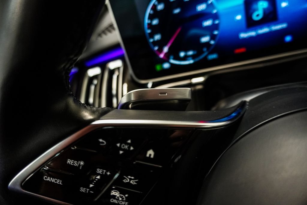 Used 2024 Black Mercedes-Benz S 580 image 17
