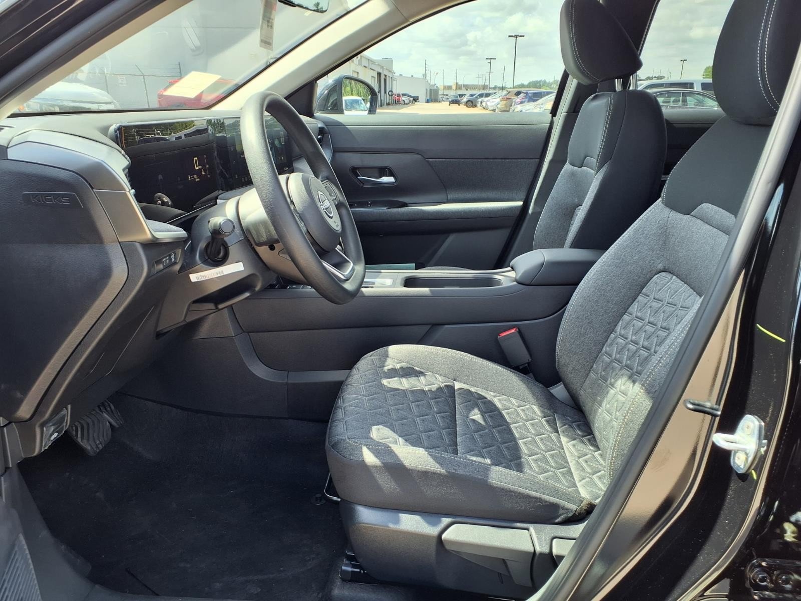 2026 Nissan Kicks SV - 11