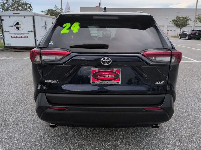 Certified Used 2024  Toyota XLE image 5