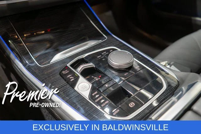 Used 2026 White BMW sDrive40i image 40