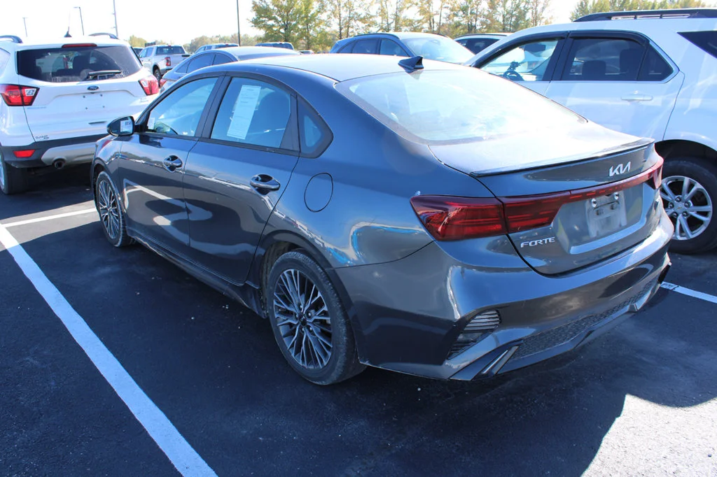 Used 2022 Gray Kia GT-Line image 8
