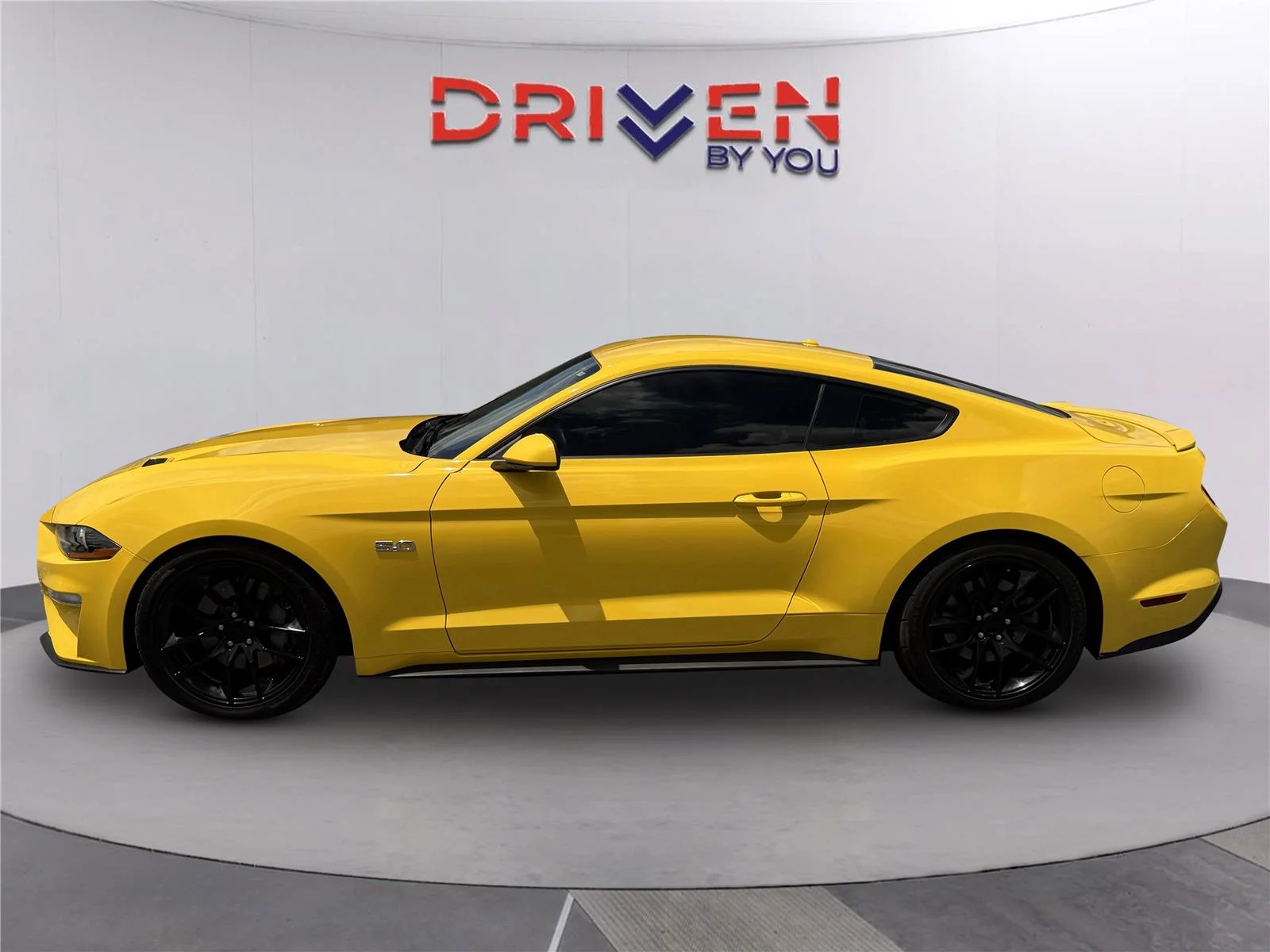 Used 2018 Triple Yellow Tri-Coat Ford GT image 7