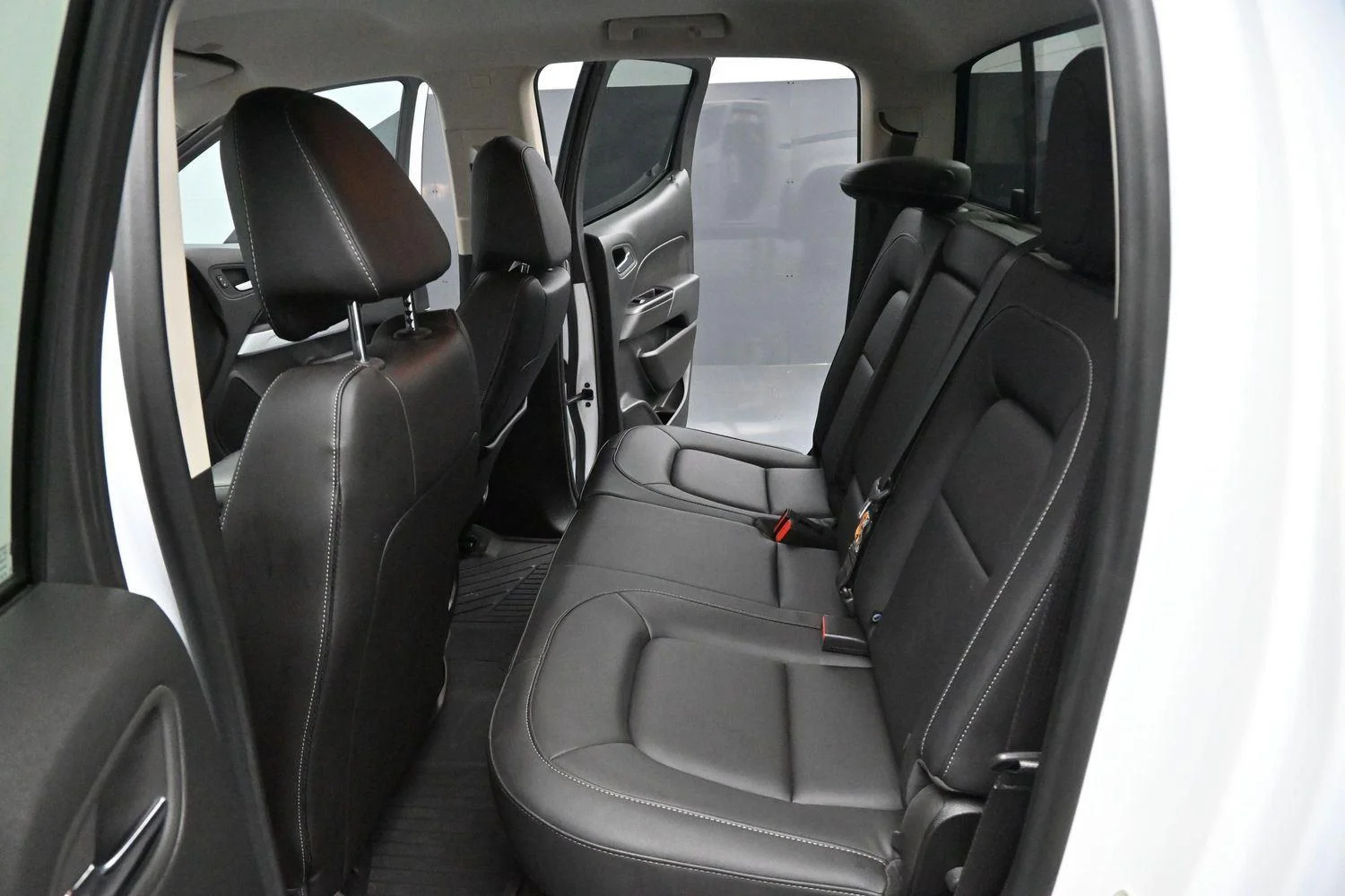 Used 2022 Summit White Chevrolet ZR2 image 26
