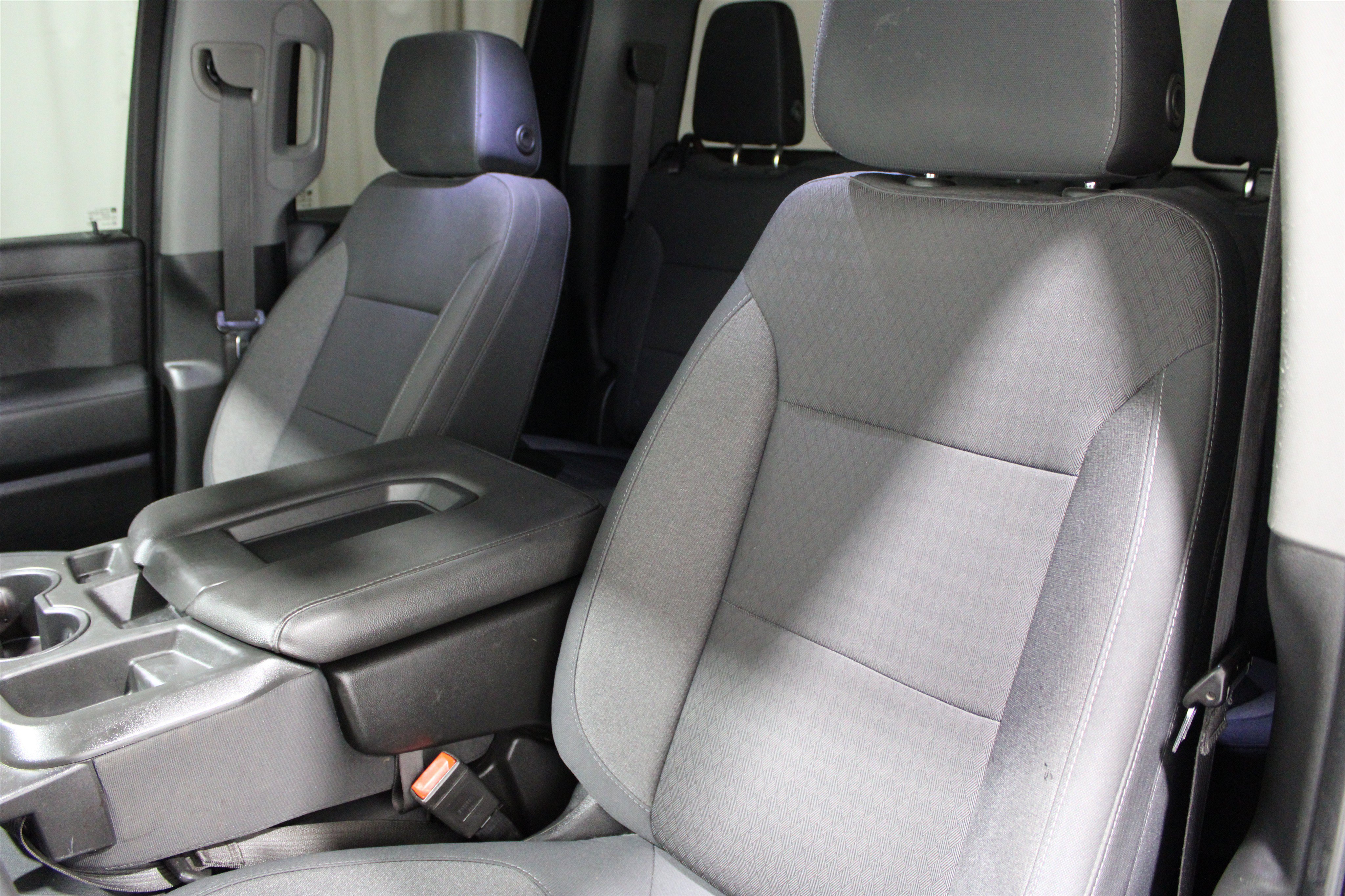 Used 2020 Satin Steel Metallic Chevrolet LT image 4